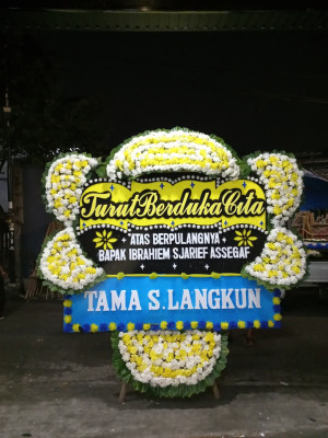 Papan Bunga Duka di Bintan Utara